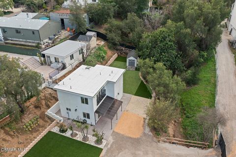 Photo of 265 Mcknight Road, Newbury Park, CA 91320 (MLS # 226000355)