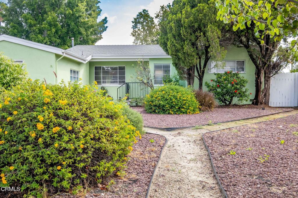 6040 Laurelgrove Avenue