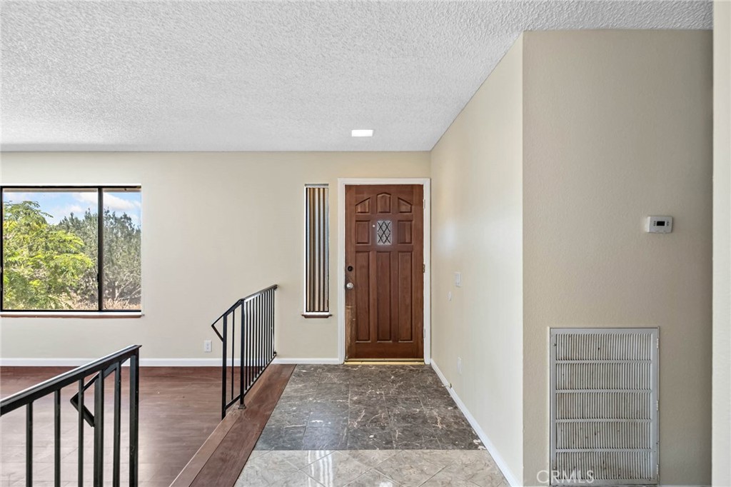 9975 Desert View Road