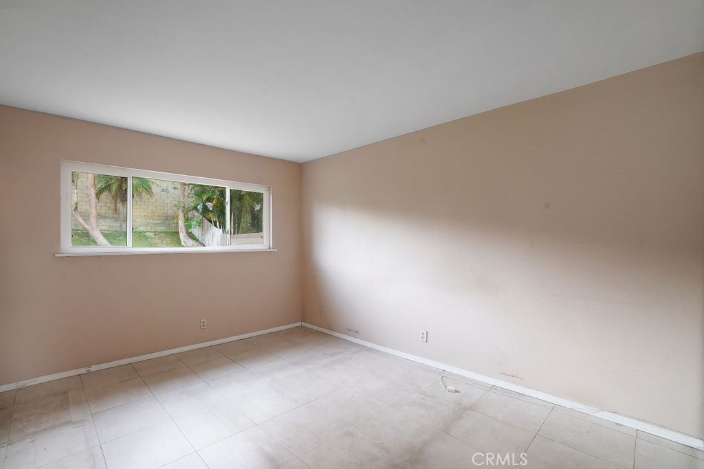 20431 Seven Seas Lane, Huntington Beach CA 92646 - Photo 12