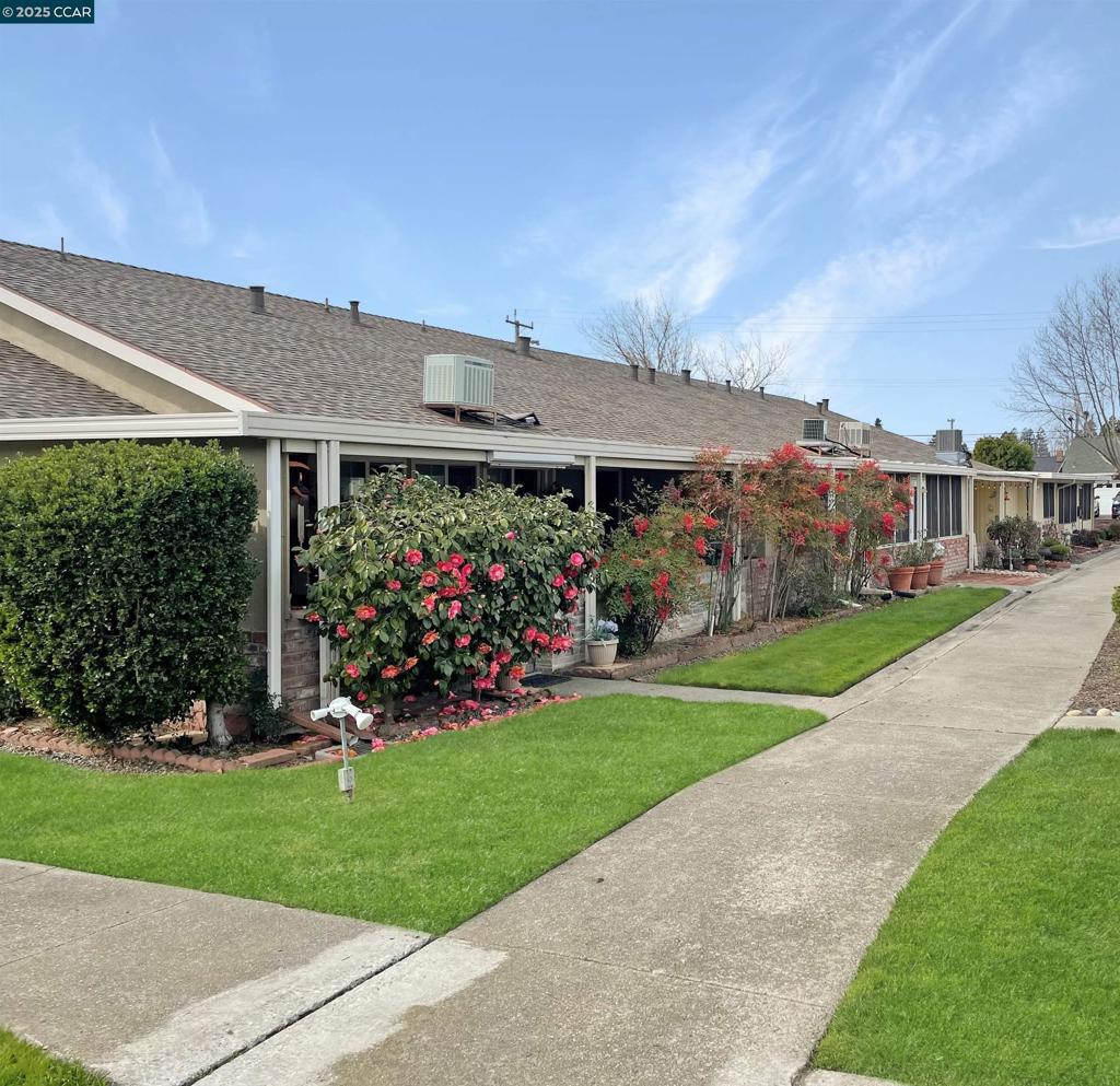 Beautiful 1-Bedroom, 1-Bathroom Home in the Sought-After Sunny Glen 55+ Senior Community. Updated kitchen including stainless steel appliances, quartz counter tops and custom cabinets. Large primary bedroom with walk-in closet, and updated bath with stall shower and new fixtures. New LTV flooring throughout, and there is a large enclosed patio. Great HOA facilities including clubhouse, sparkling pool, BBQ area, shuffleboard court, and a fully equipped gym. This beautifully updated home offers a perfect blend of comfort and convenience within a vibrant, active community.