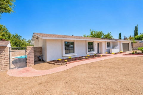 Photo of 9221 Jacaranda AVE, Hesperia, CA 92345 (MLS # IV26208931)