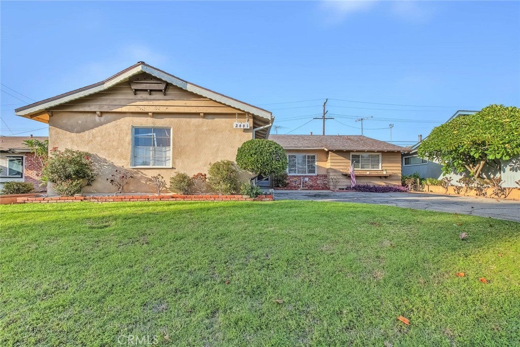 2441 Foxdale