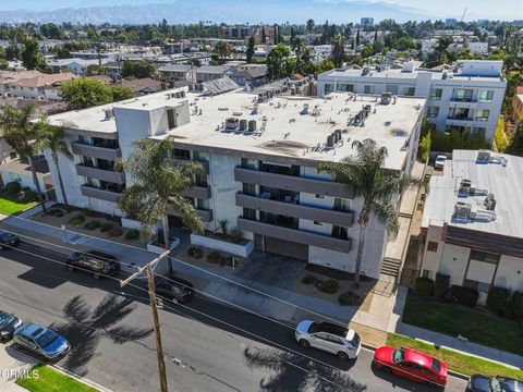 Photo of 5260 Bellingham Avenue, Los Angeles, CA 91607 (MLS # P1-27226)