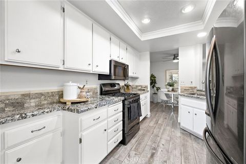 Photo of 6 Vista Cielo, Rancho Santa Margarita, CA 92688 (MLS # OC26119460)