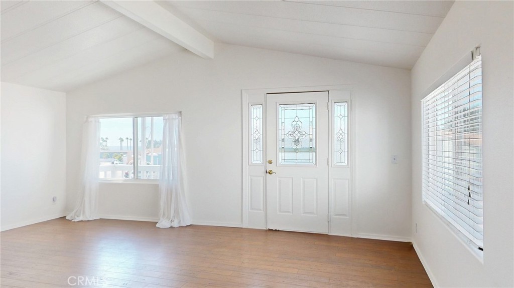 9540 Avonne 15