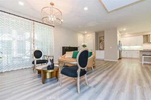 MLS: OC26222049