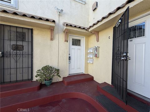 Photo of 358 Magnolia Avenue #C, Glendale, CA 91204 (MLS # PF26041919)