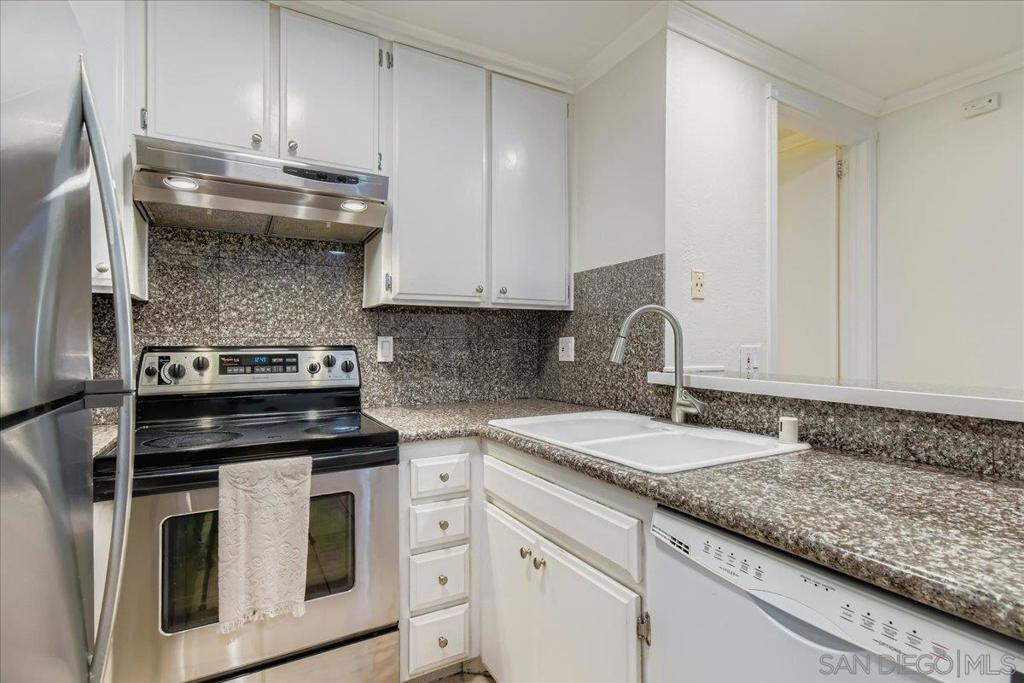 999 N Pacific St c102