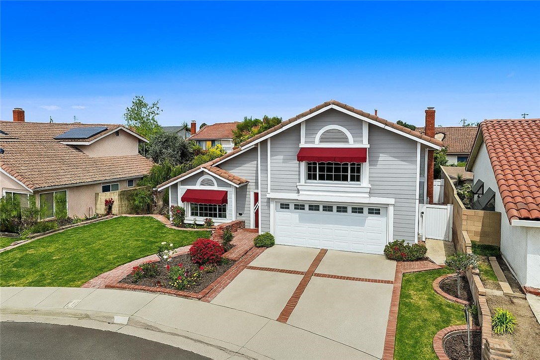 8219 Joshua Circle