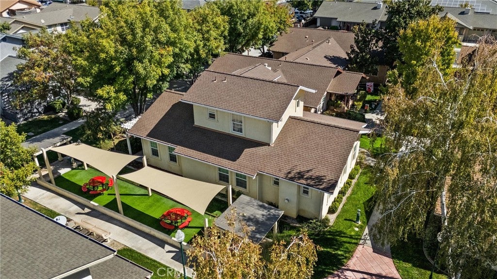 1332 Kate Court
