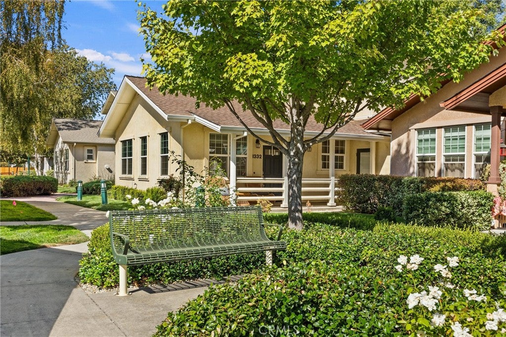 1332 Kate Court