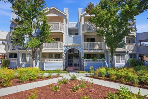 Photo of 608 Arcadia Terrace #202, Sunnyvale, CA 94085 (MLS # ML82060535)
