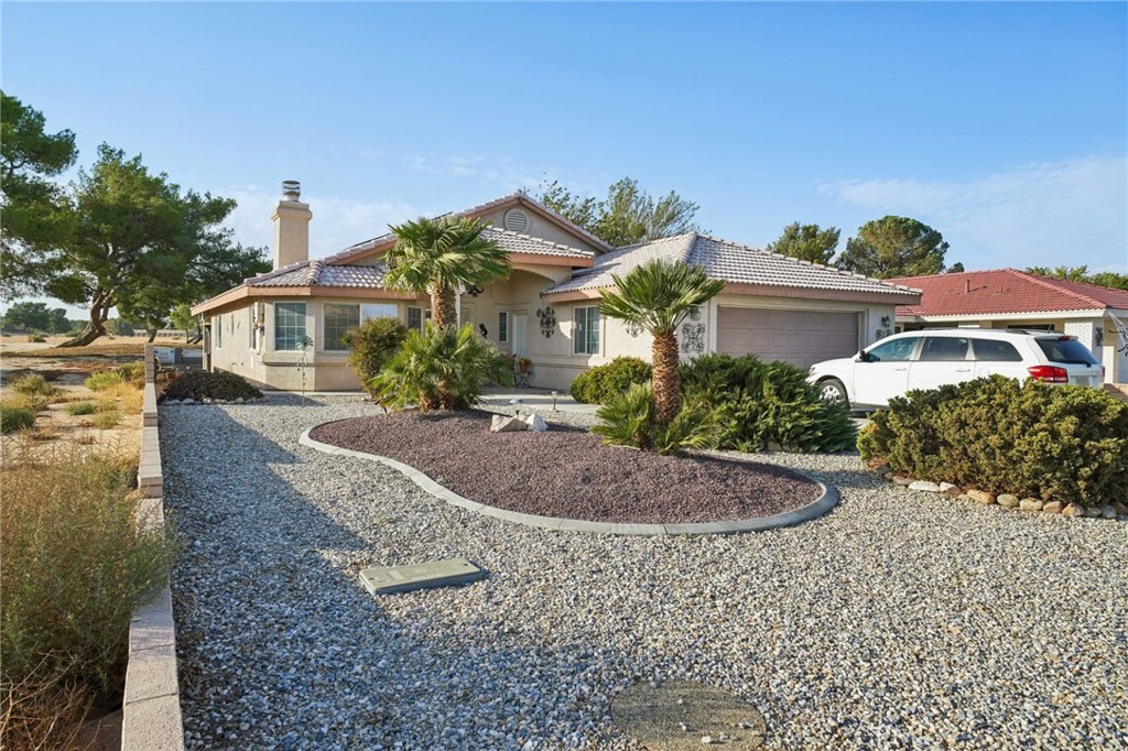 27468 Cloverleaf Drive
