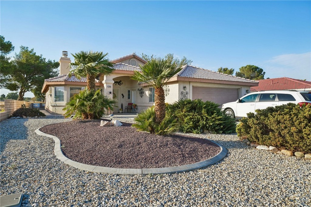 27468 Cloverleaf Drive