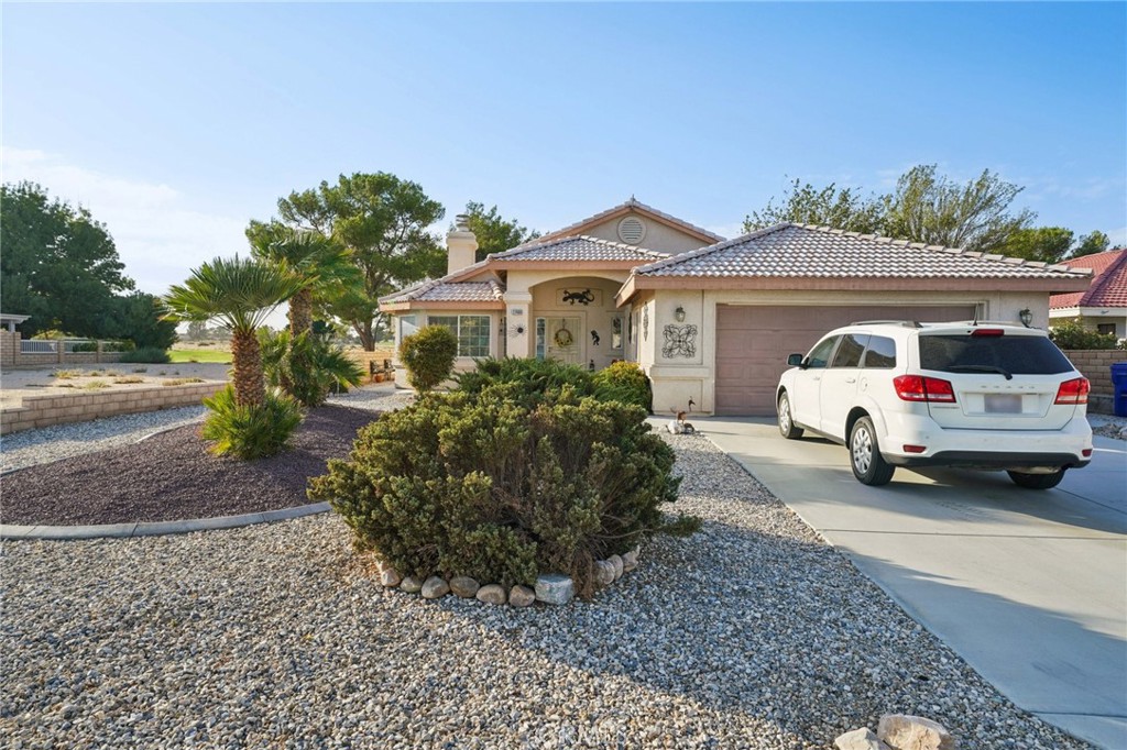27468 Cloverleaf Drive