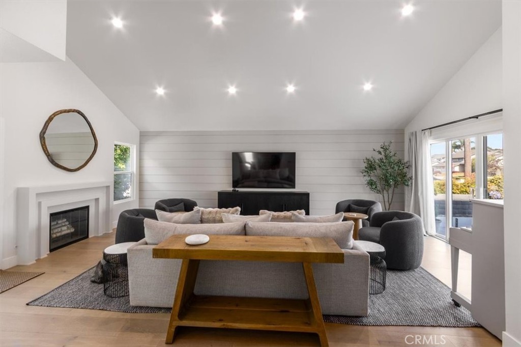 4912 Seapine Circle