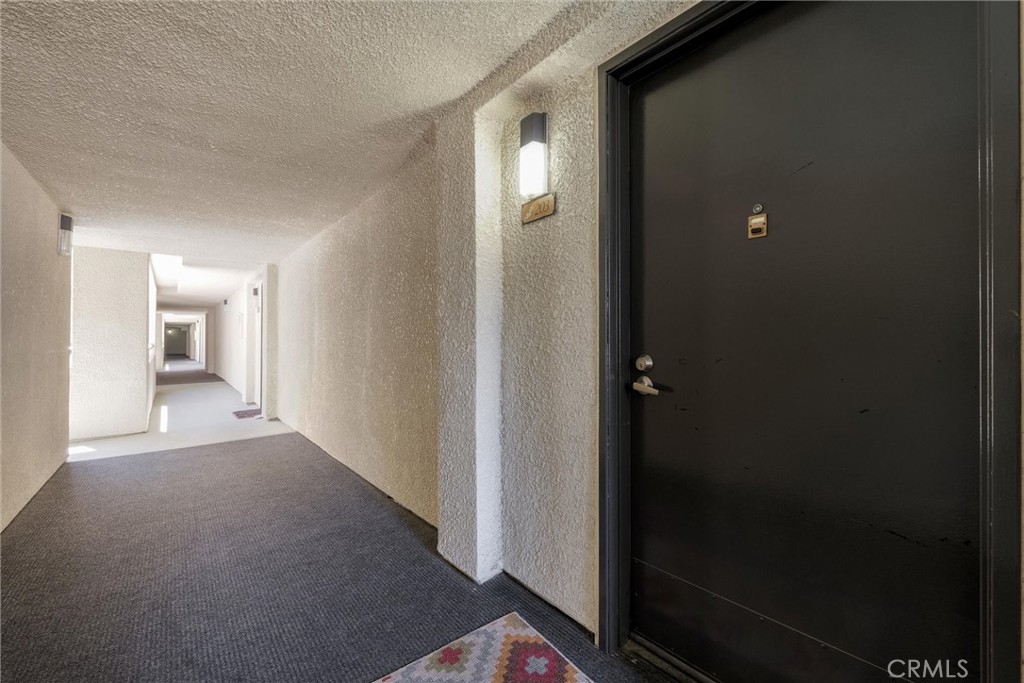 21450 Burbank Boulevard 203