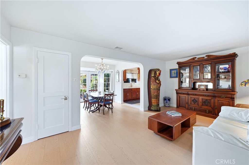 5203 E Abbeyfield Street