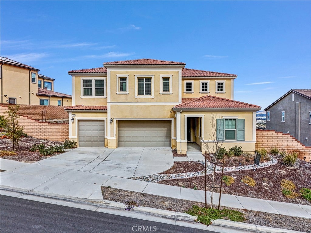 Photo of 2575 Sierra Bella DR, Corona, CA 92882 (MLS # OC26125704)