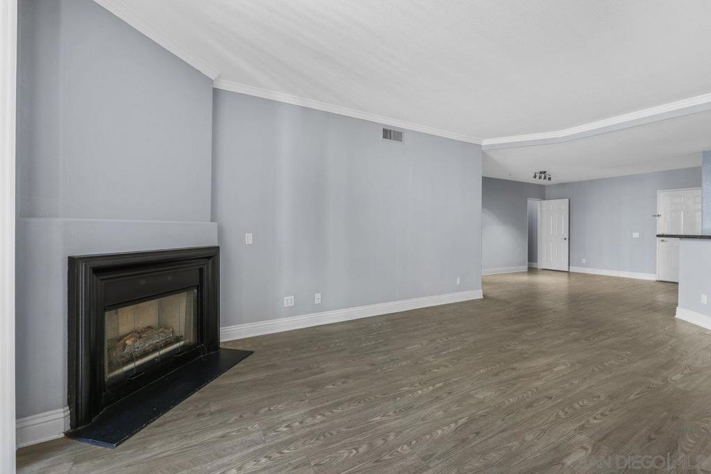 12372 Carmel Country Rd. 202