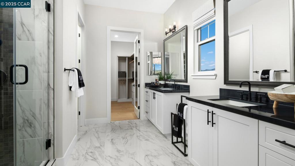 REGENCY - Residential