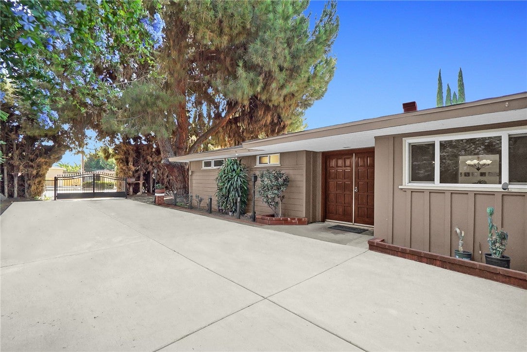 4639 Santa Anita Avenue