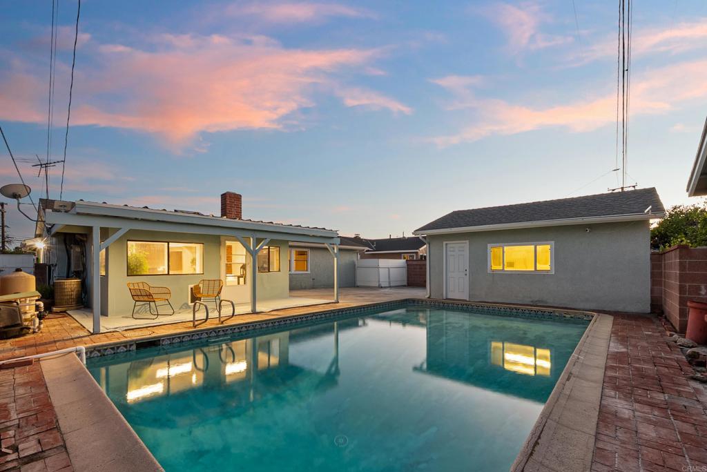 6851 San Pasqual Circle