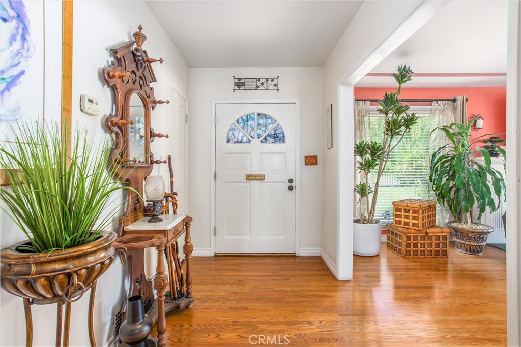 3095 Pepper Tree Lane