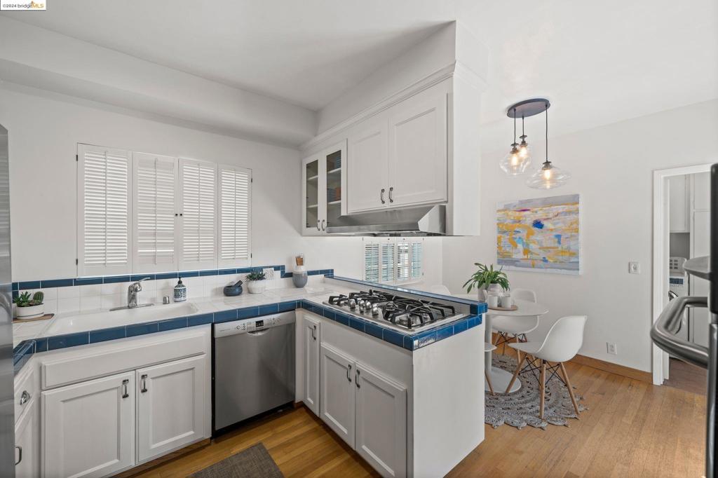 UPPER ROCKRIDGE - Residential