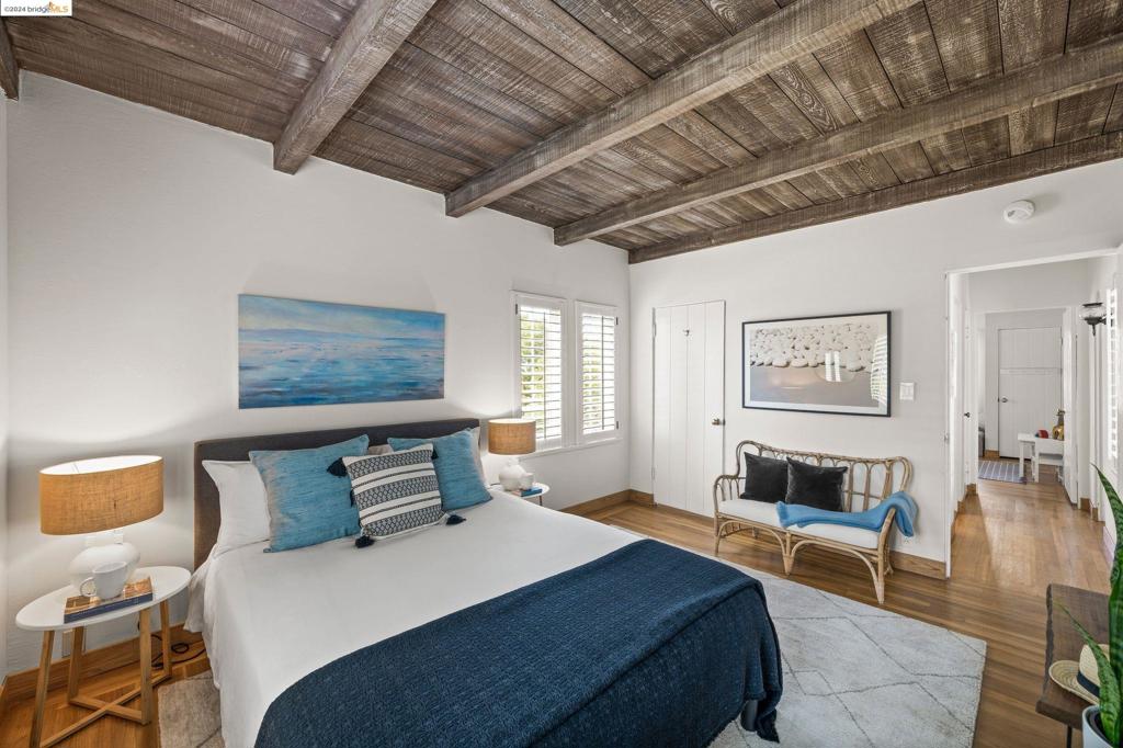 UPPER ROCKRIDGE - Residential