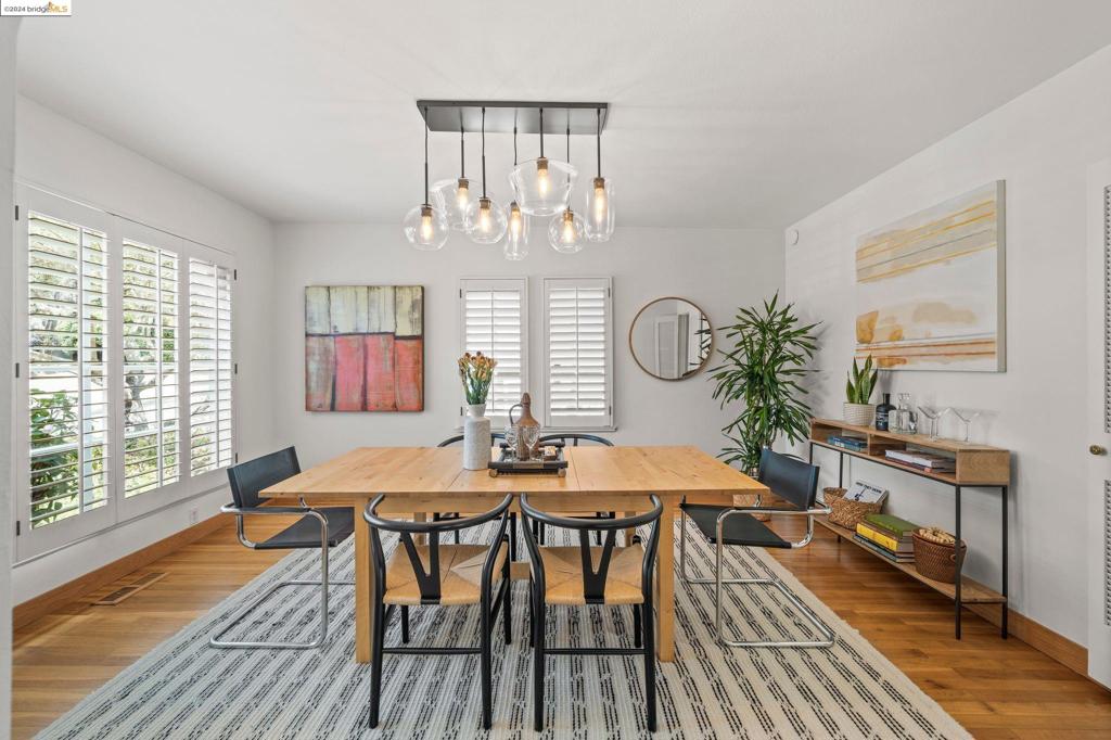 UPPER ROCKRIDGE - Residential