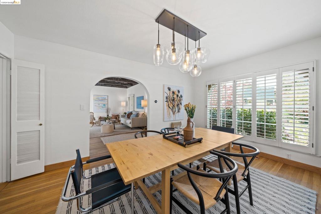 UPPER ROCKRIDGE - Residential