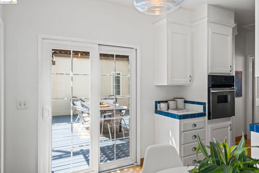 UPPER ROCKRIDGE - Residential