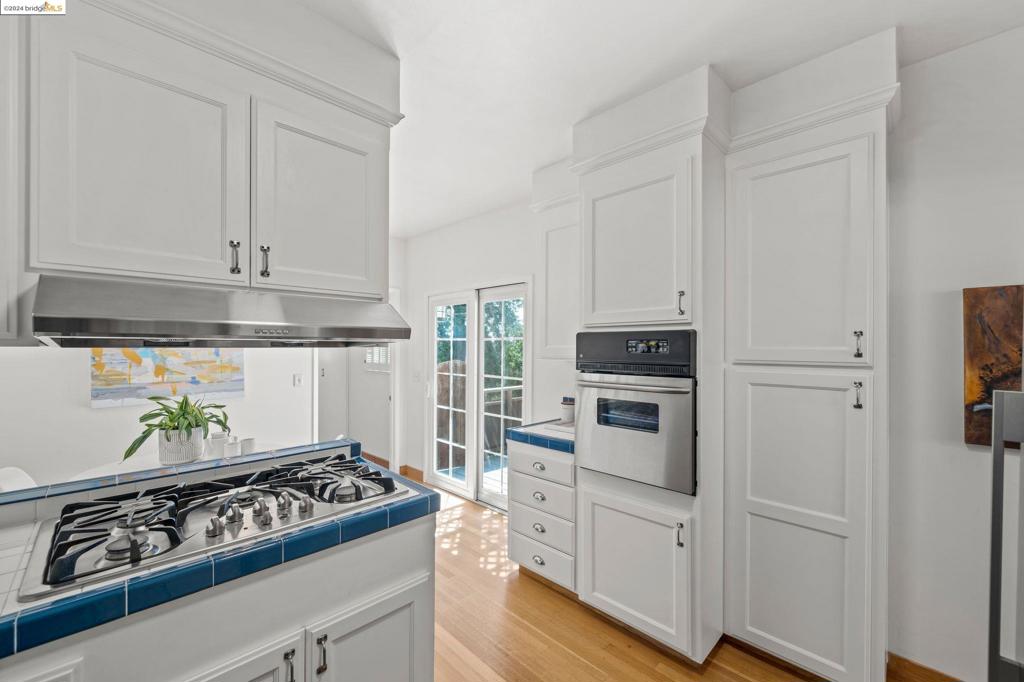 UPPER ROCKRIDGE - Residential