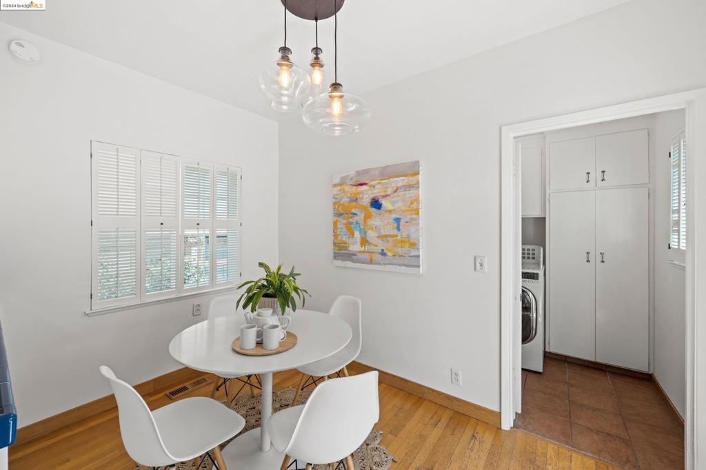 UPPER ROCKRIDGE - Residential