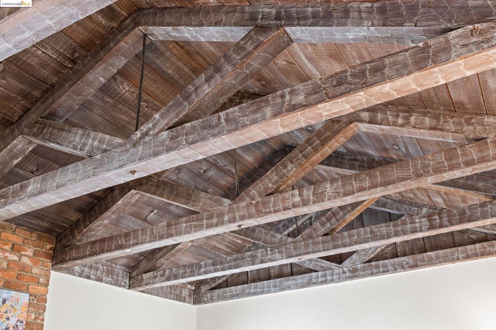 UPPER ROCKRIDGE - Residential