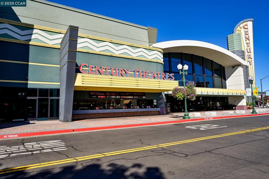 GREGORY GARDENS - Residential