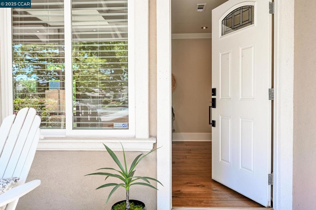 GREGORY GARDENS - Residential