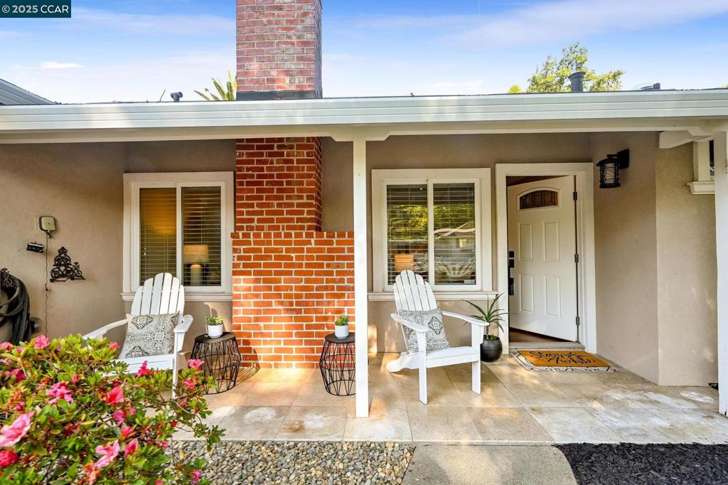 GREGORY GARDENS - Residential