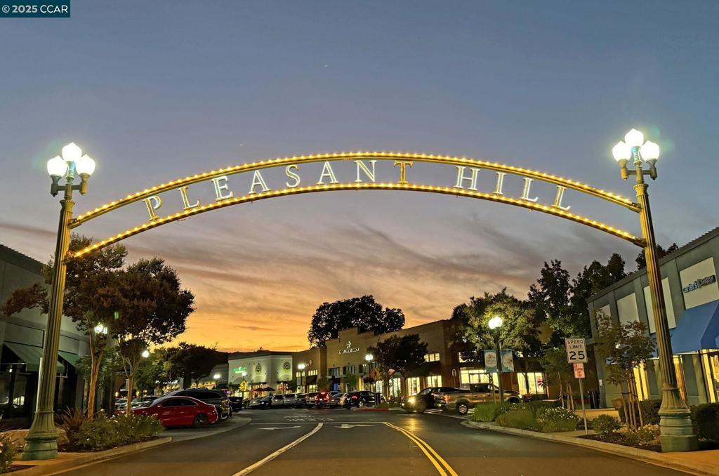 GREGORY GARDENS - Residential