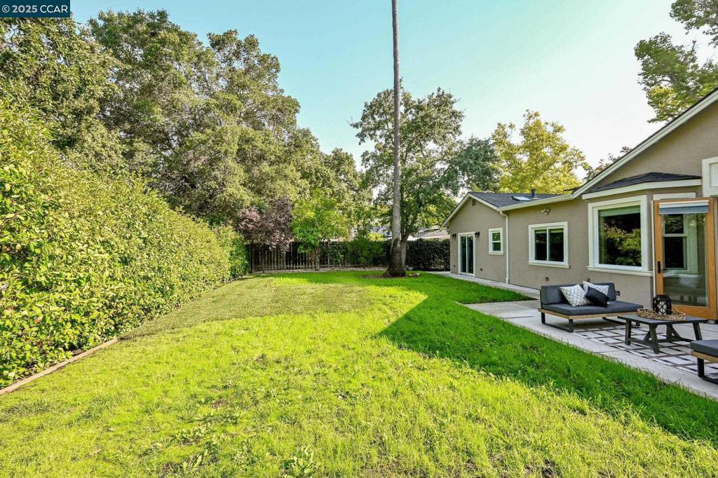 GREGORY GARDENS - Residential