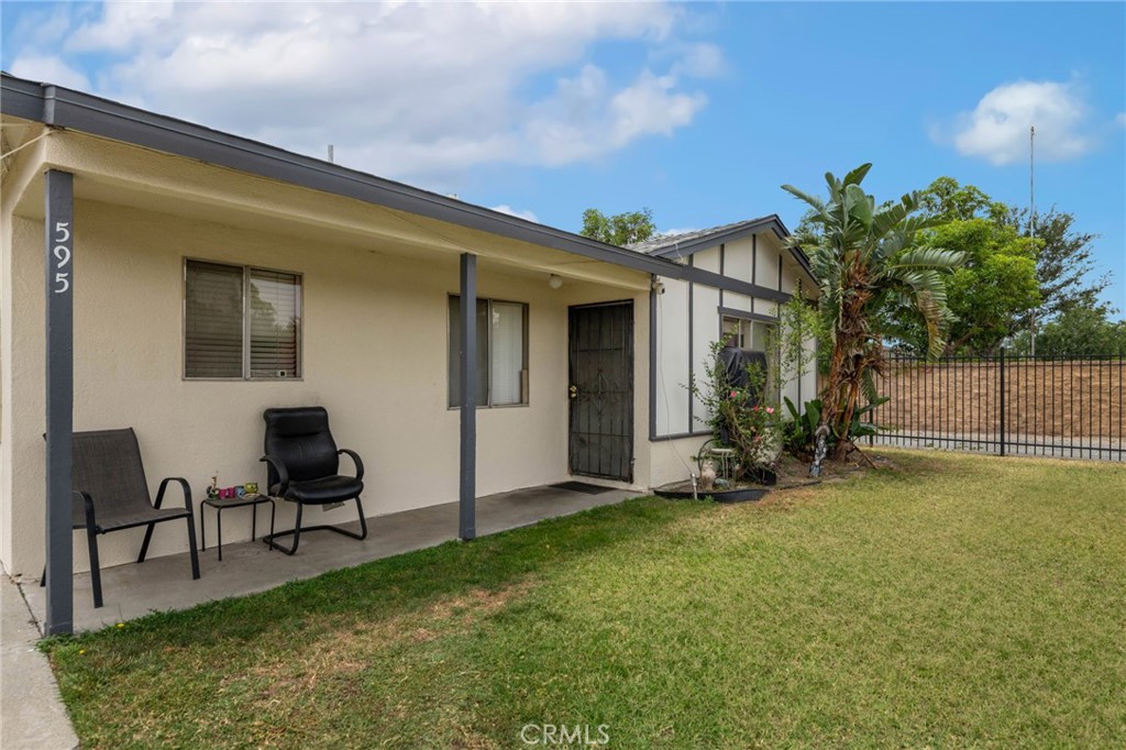 595 W Shamrock Street