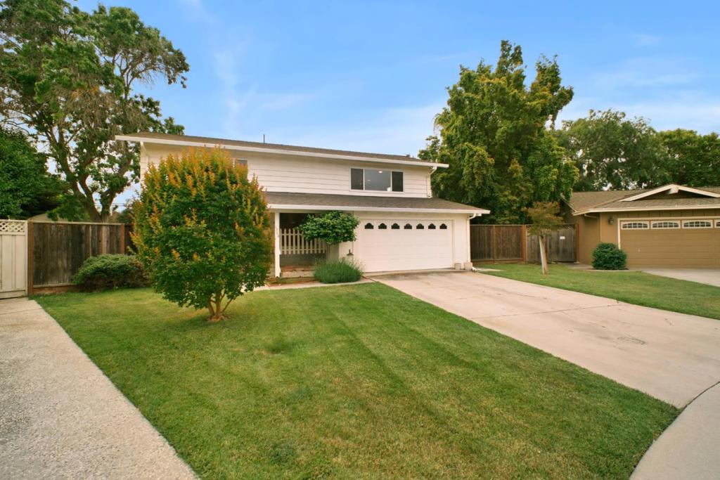 1560 Glencrest Court