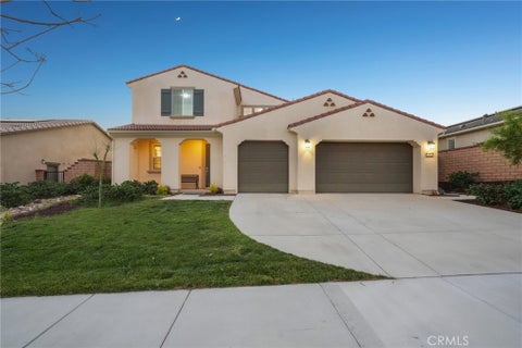 Photo of 1886 Pele Way, Corona, CA 92882 (MLS # OC26182202)