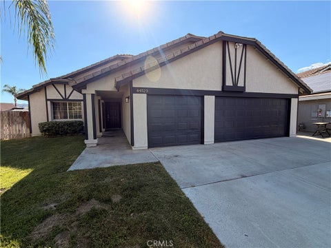 Photo of 44523 Galicia DR, Hemet, CA 92544 (MLS # IV26216043)