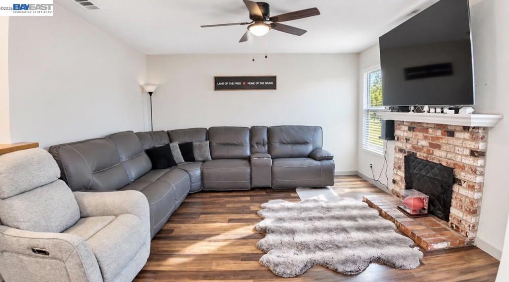 2716 Dania Ct