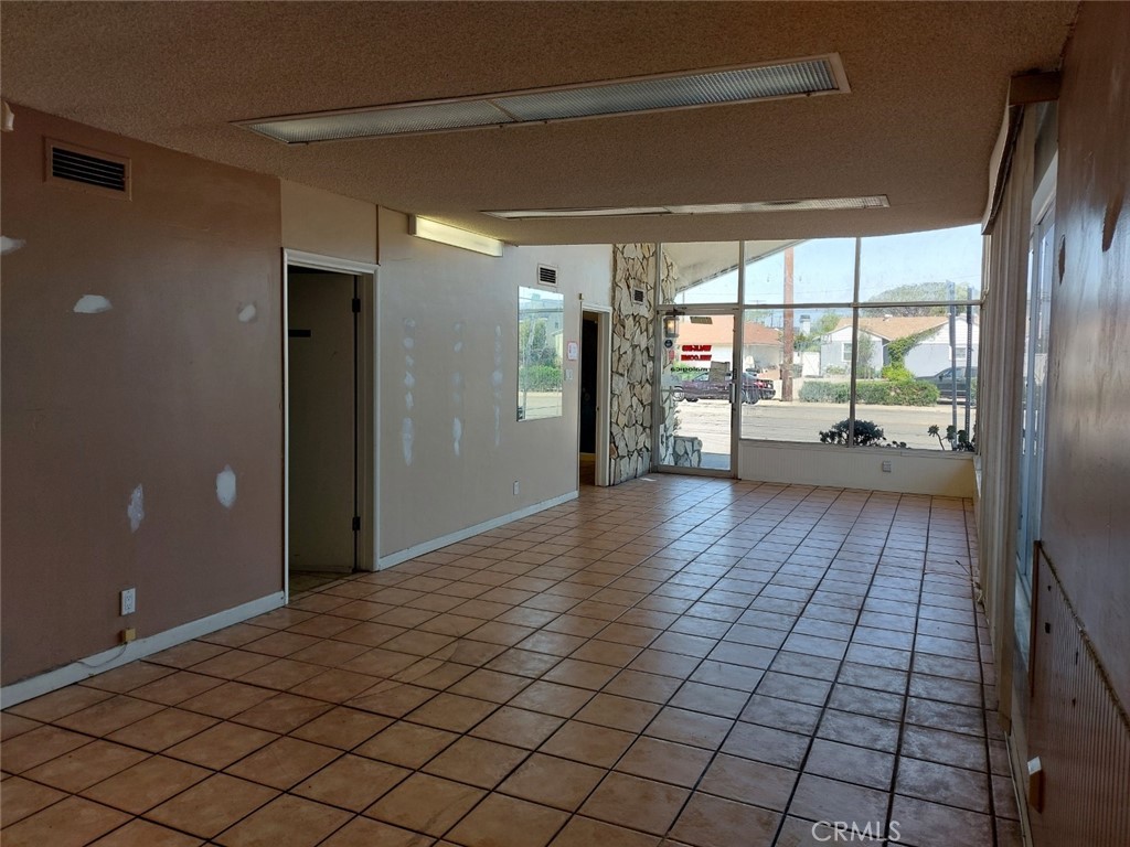 4126 W Sepulveda Boulevard