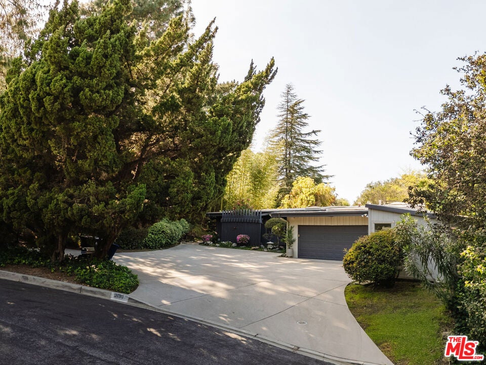 3493 Valley Meadow Road