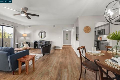 Photo of 499 499 Estudillo Ave Ave #309, San Leandro, CA 94577 (MLS # 41123820)